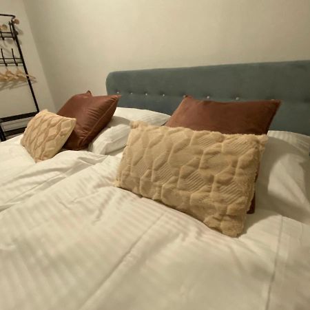 Urbansuites - Modern & Zentral In Der City - Dein Zuhause In Stuttgart Eksteriør billede