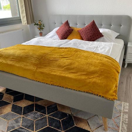 Urbansuites - Modern & Zentral In Der City - Dein Zuhause In Stuttgart Eksteriør billede