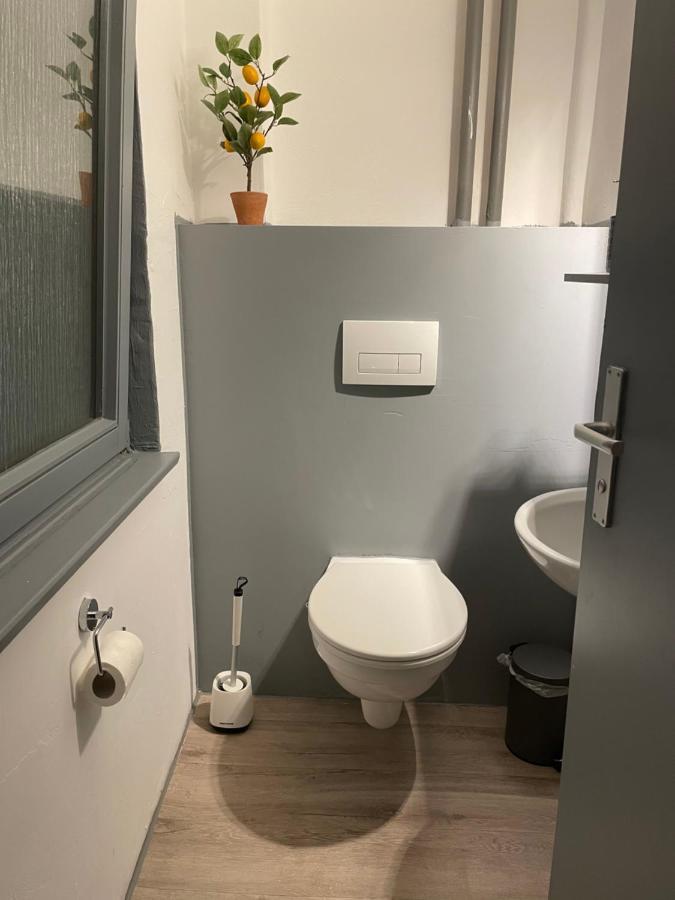 Urbansuites - Modern & Zentral In Der City - Dein Zuhause In Stuttgart Eksteriør billede