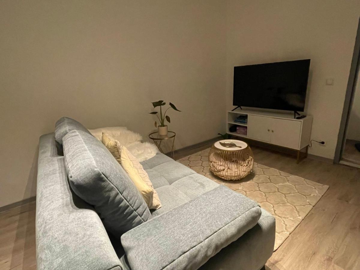 Urbansuites - Modern & Zentral In Der City - Dein Zuhause In Stuttgart Eksteriør billede