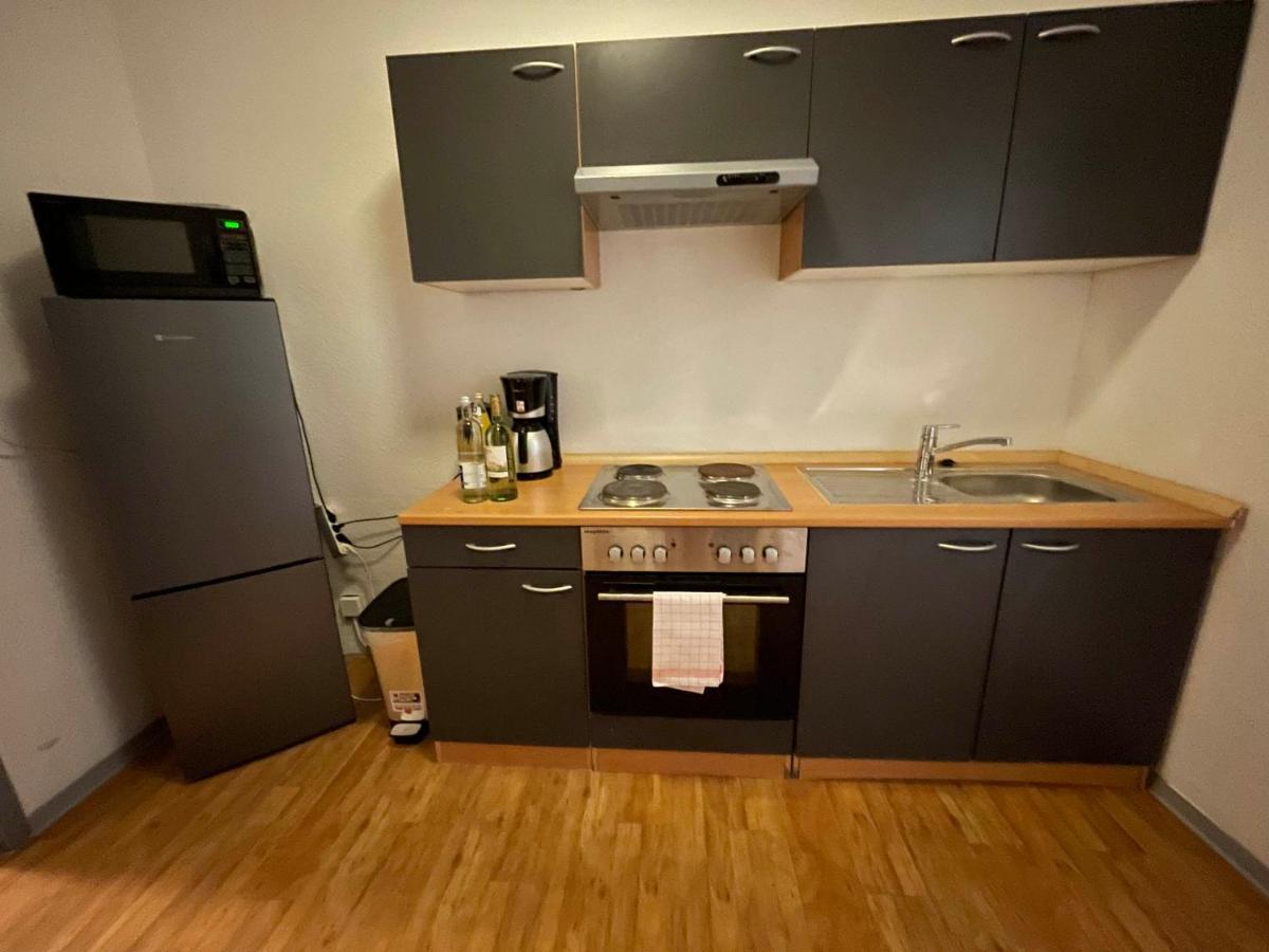 Urbansuites - Modern & Zentral In Der City - Dein Zuhause In Stuttgart Eksteriør billede
