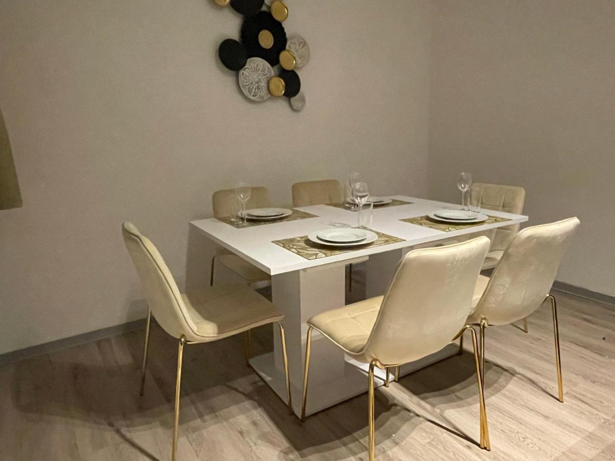 Urbansuites - Modern & Zentral In Der City - Dein Zuhause In Stuttgart Eksteriør billede