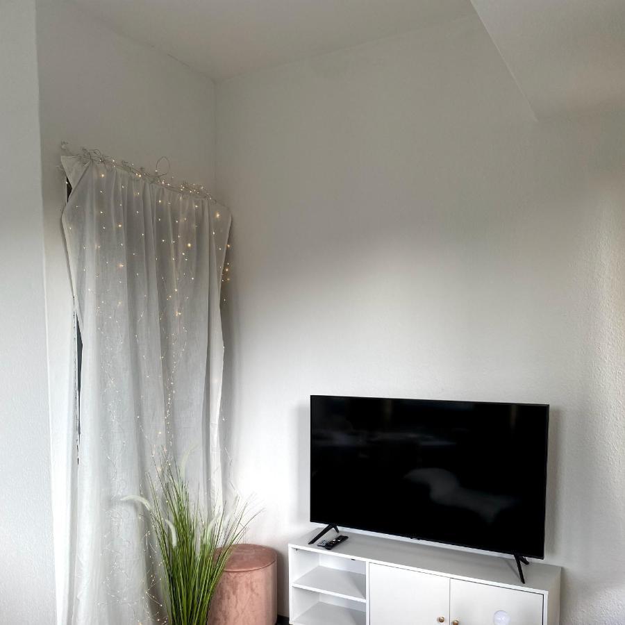 Urbansuites - Modern & Zentral In Der City - Dein Zuhause In Stuttgart Eksteriør billede