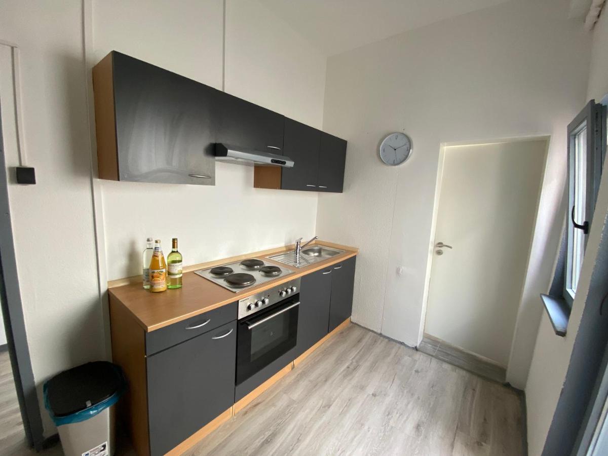 Urbansuites - Modern & Zentral In Der City - Dein Zuhause In Stuttgart Eksteriør billede